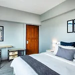 Penyos Service Apartment